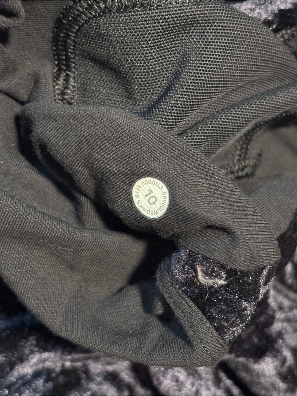 Lululemon Ready to Crush High-Rise Velour Jogger - Black, Size 10 - Picture 4 of 4